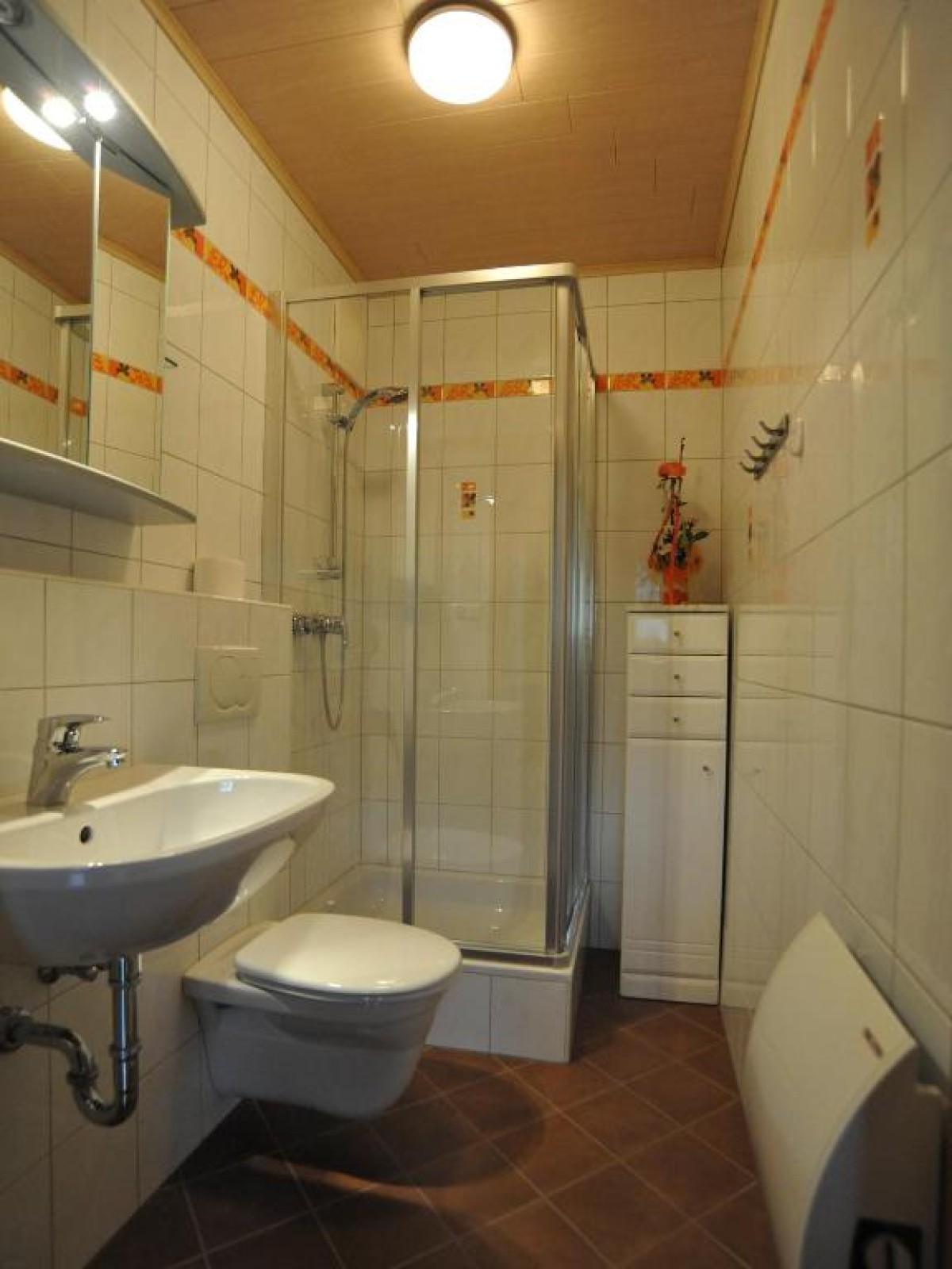 Bild von 2-Pers.-Zimmer mit Wohnzimmer und Balkon
