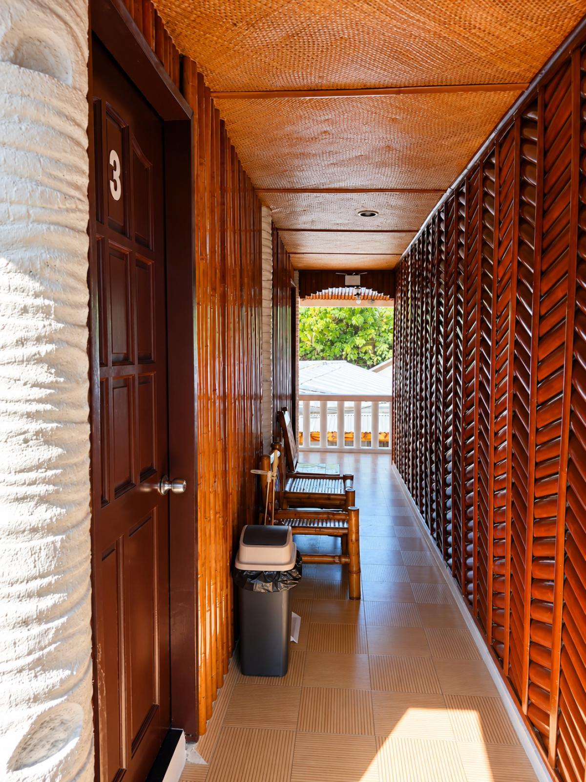 Pictures of Standard Room with Balcony