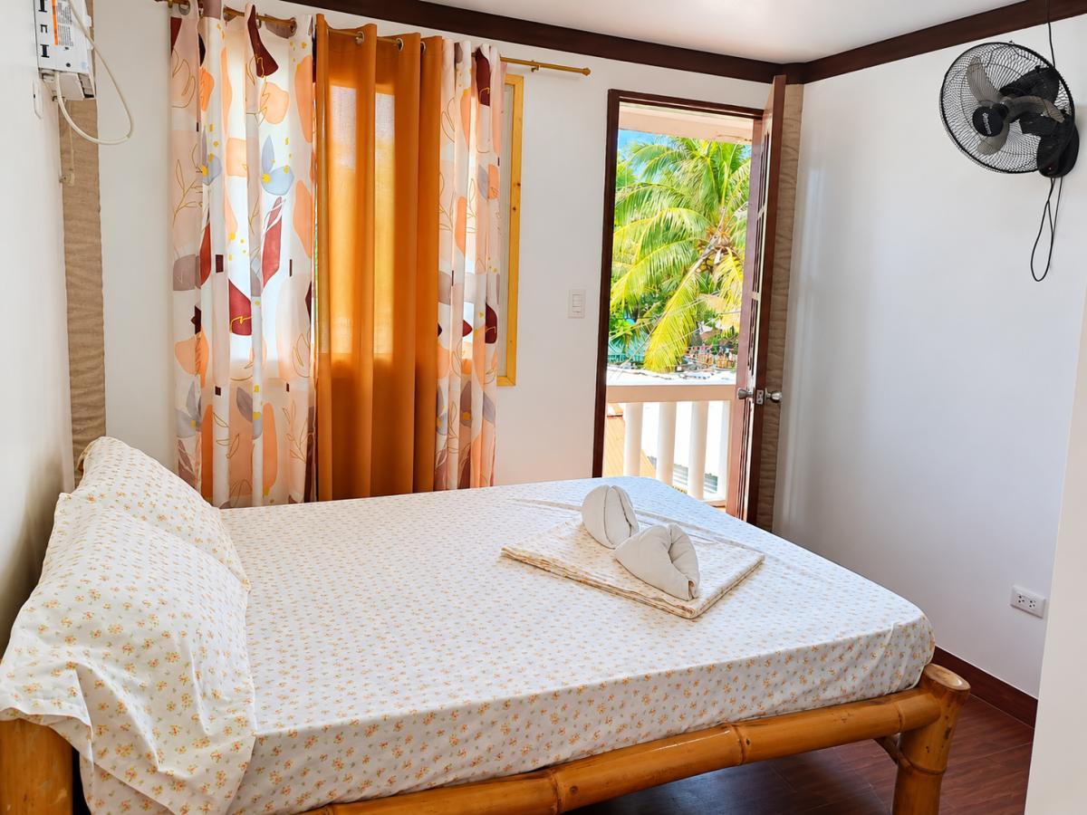 Pictures of Standard Room with Balcony