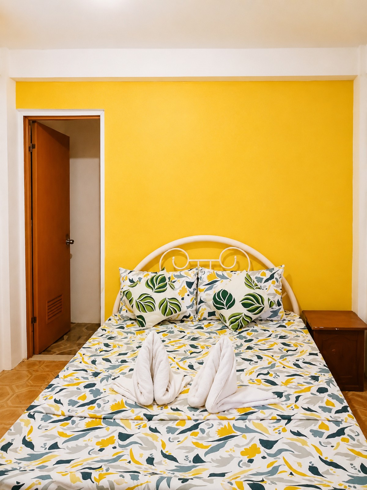 Pictures of Standard Room – Ground Floor with Small Garden