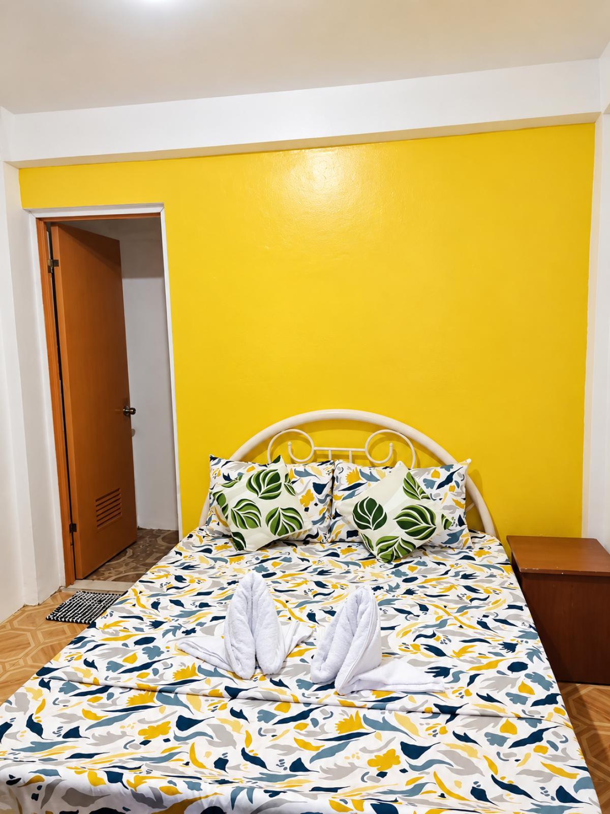 Pictures of Standard Room with Small Garden
