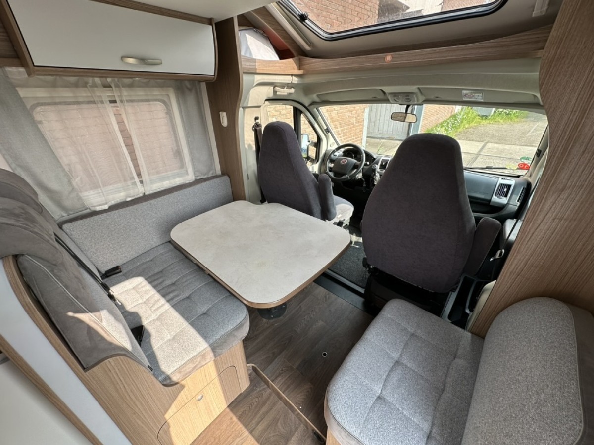Afbeelding van Carado T 447