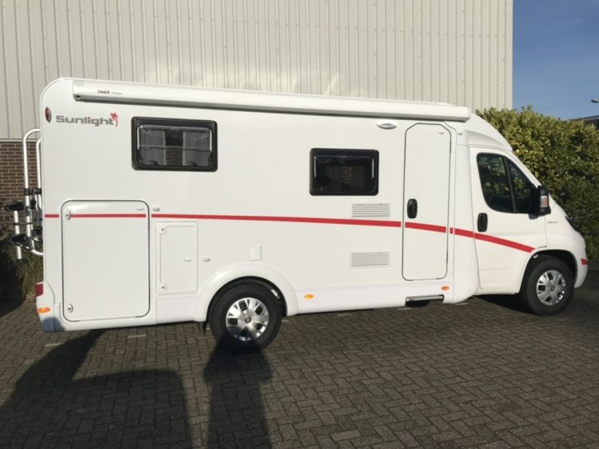 Afbeelding van Sunlight V66/Carado V337