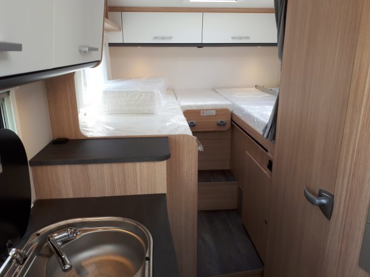 Afbeelding van Sunlight V66/Carado V337