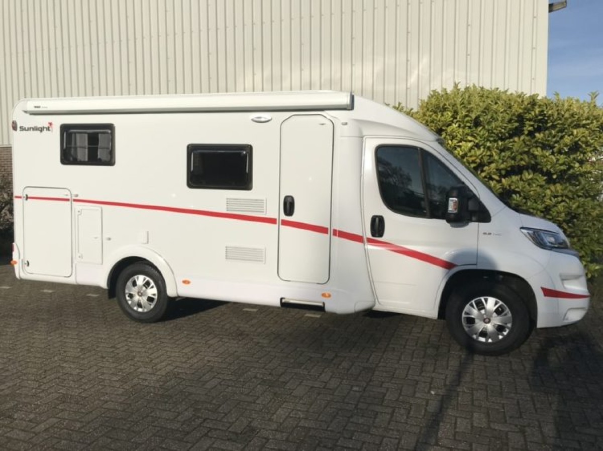 Afbeelding van Sunlight V66/Carado V337