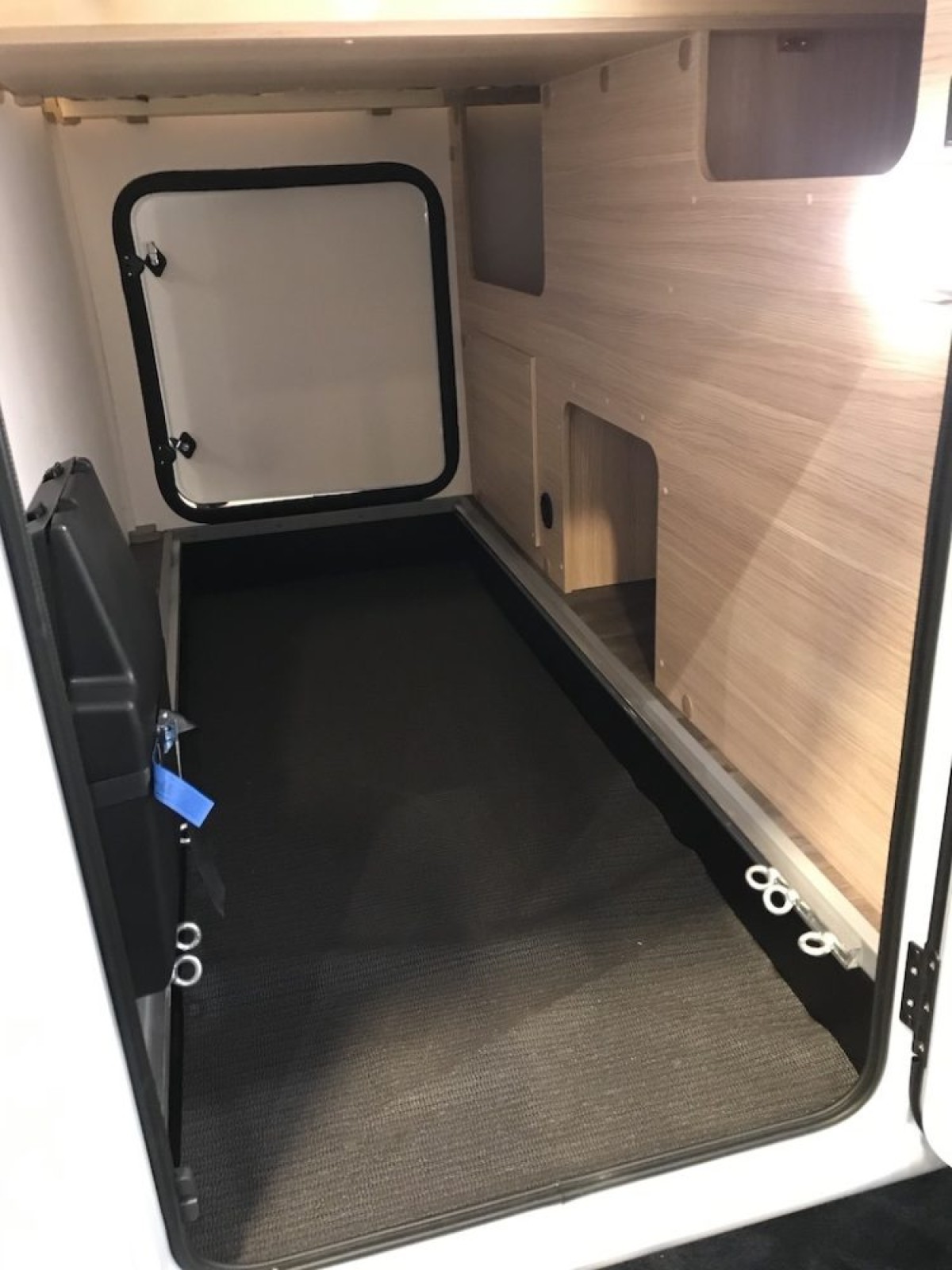 Afbeelding van Sunlight V66/Carado V337