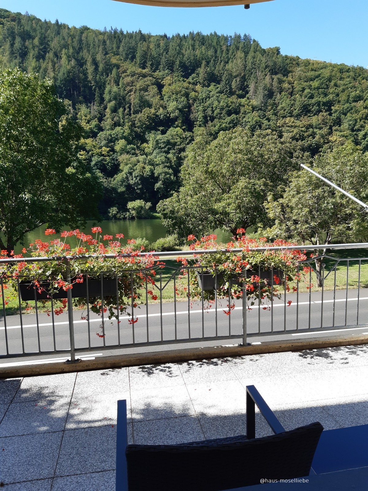 Pictures of Breakfast-Suite with balcony and Moselle view