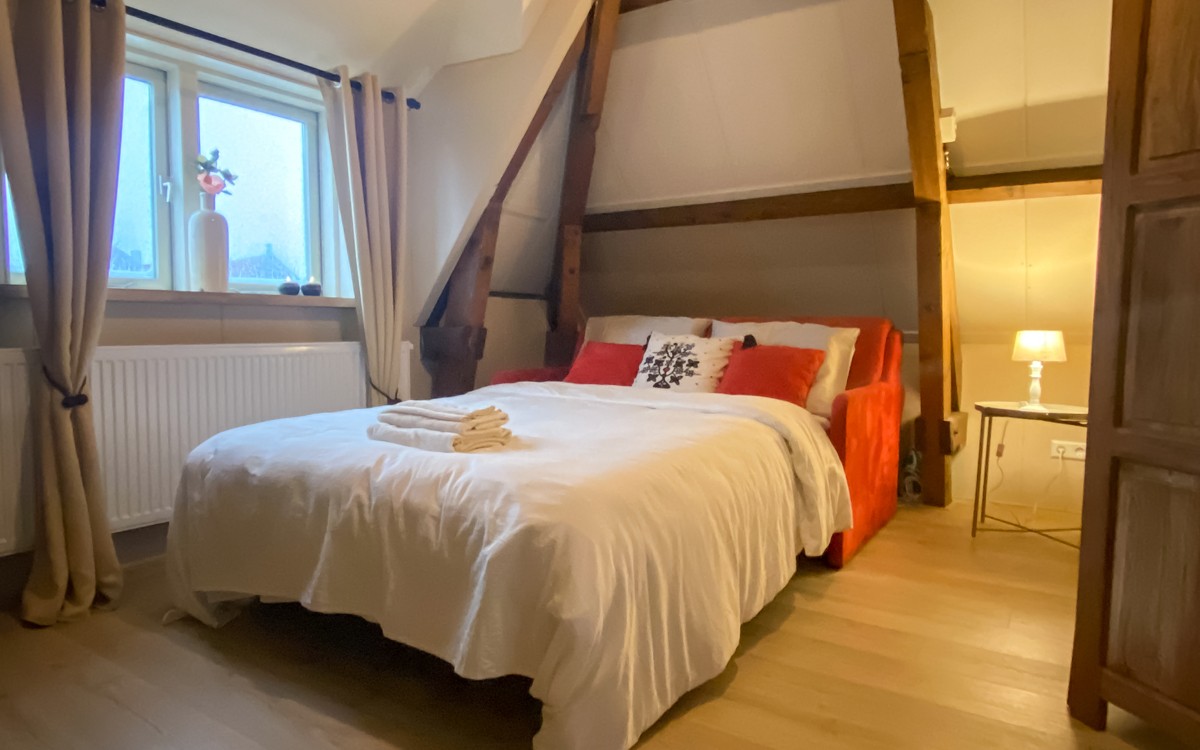 Pictures of Full Group Accommodation