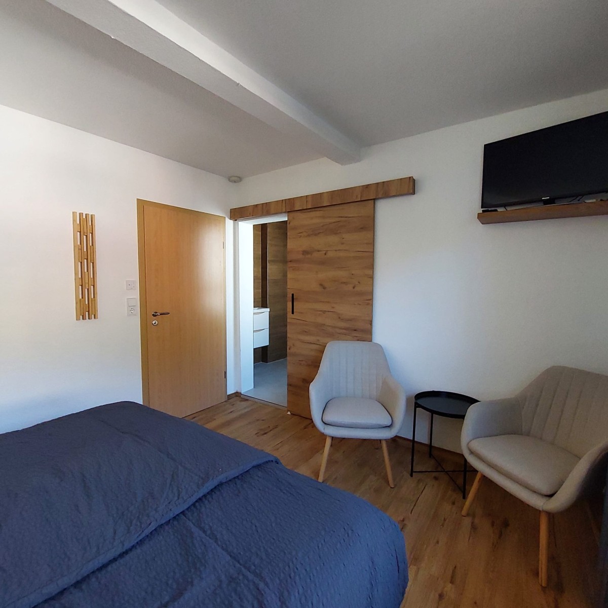 Bild von Frühstück Zimmer Mit Weinbergblick