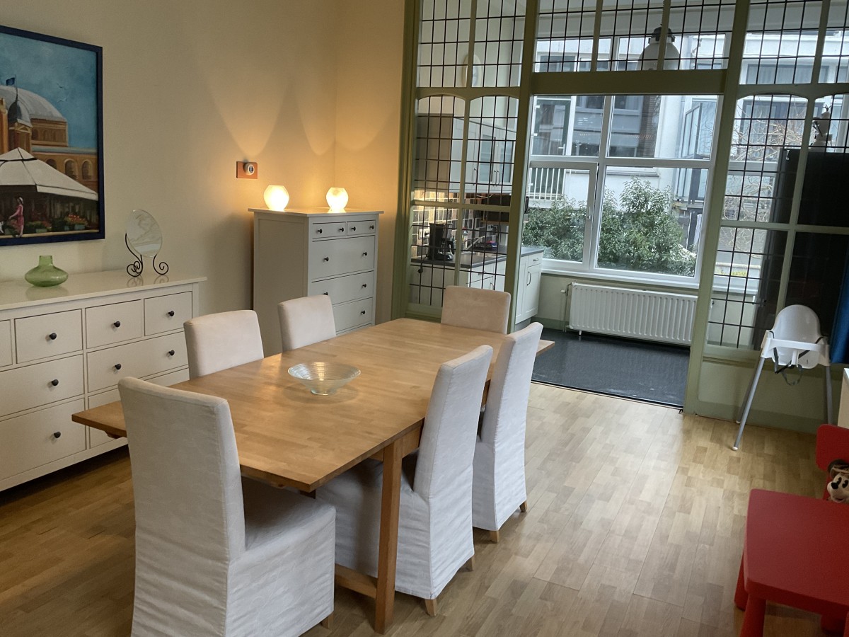 Pictures of Multatuli House
