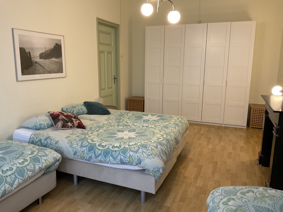 Pictures of Multatuli House