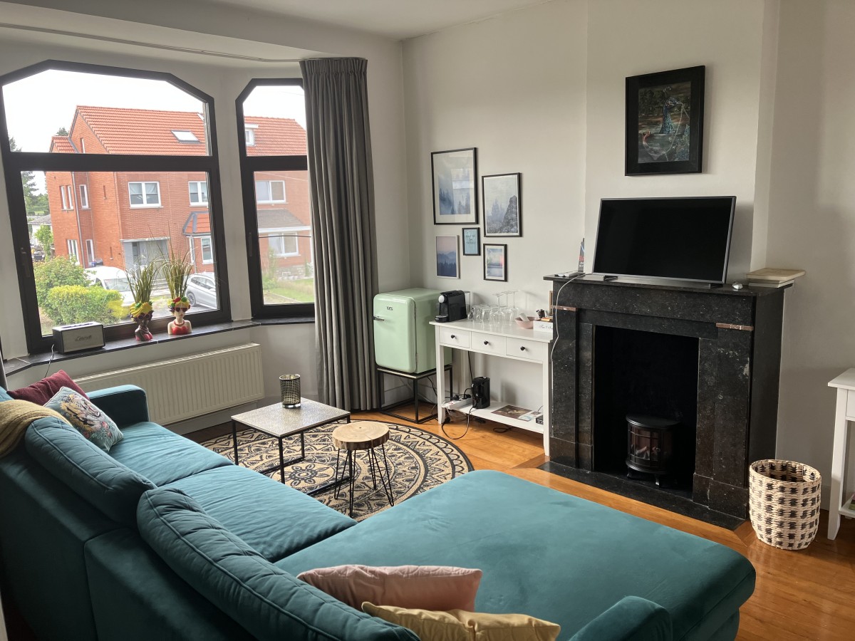 Afbeelding van Stijlvolle familie kamer met ruime badkamer.