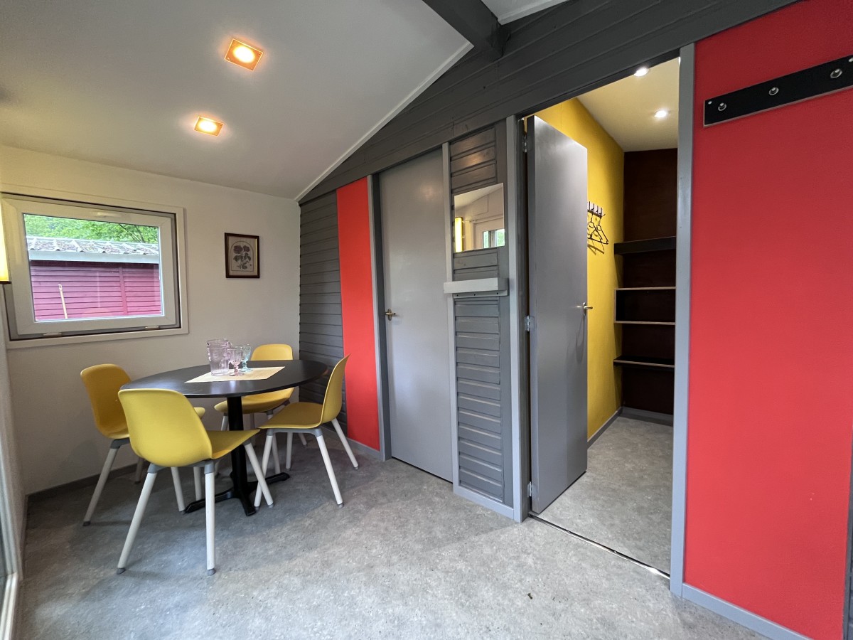 Afbeelding van 4 persoons natuurhuisje.