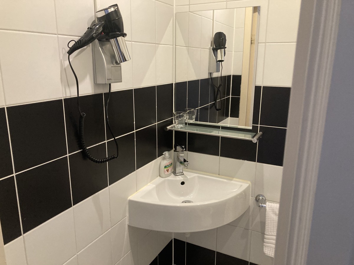 Afbeelding van Kamer 501: 2 / 3 - persoonskamer deluxe