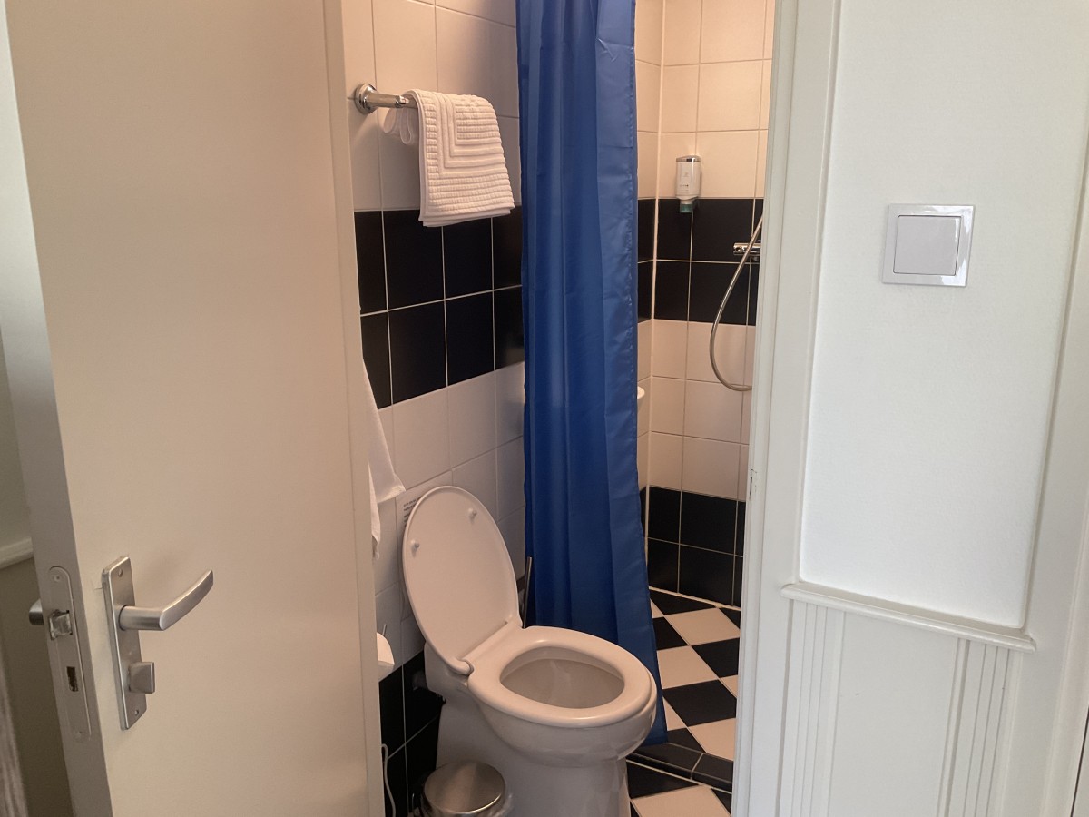 Pictures of Single room premium