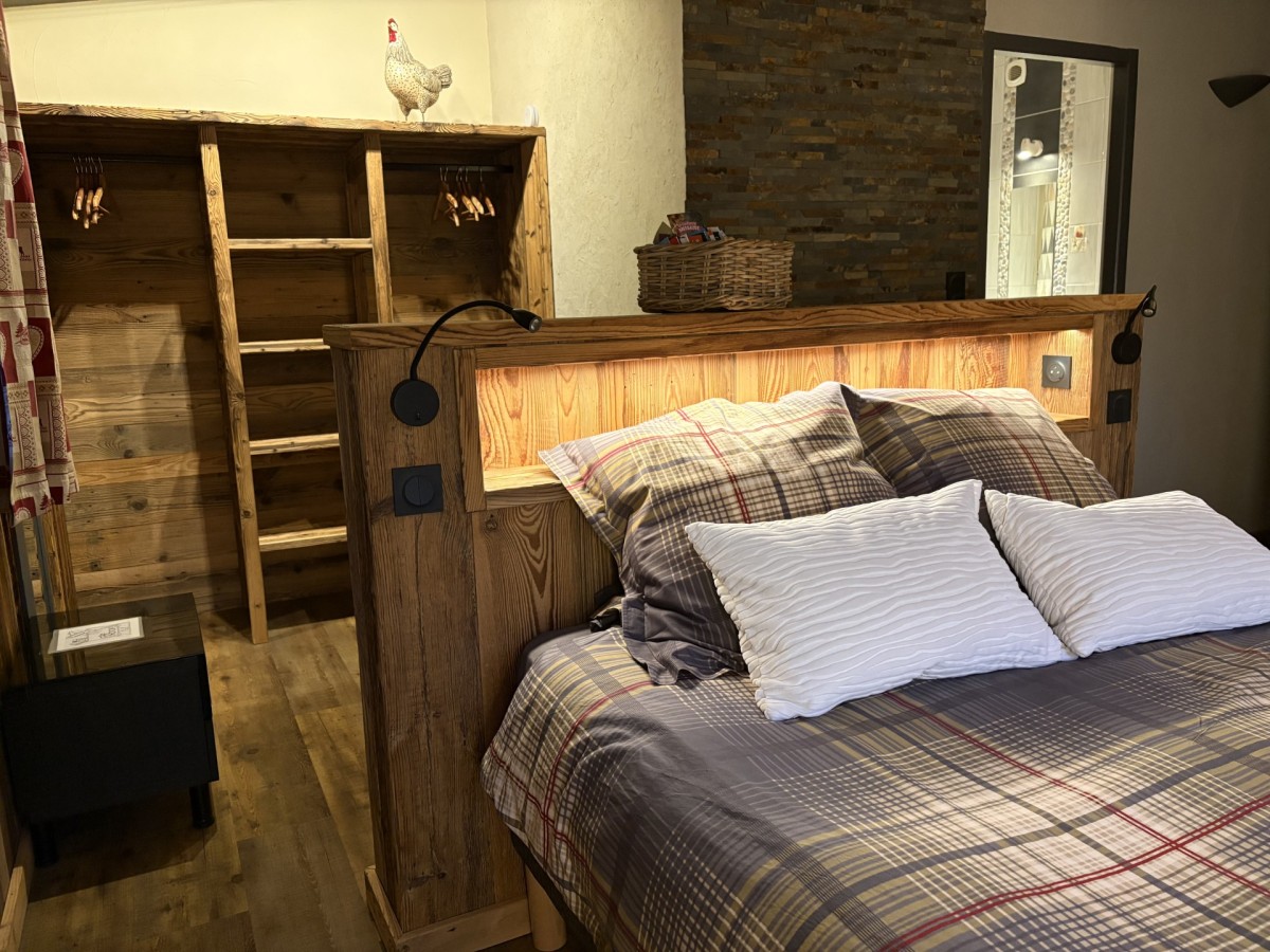 Pictures of Room Col du Brabant