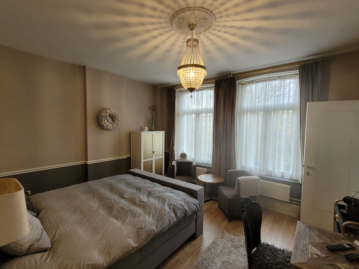 Afbeelding van Brown Relaxed