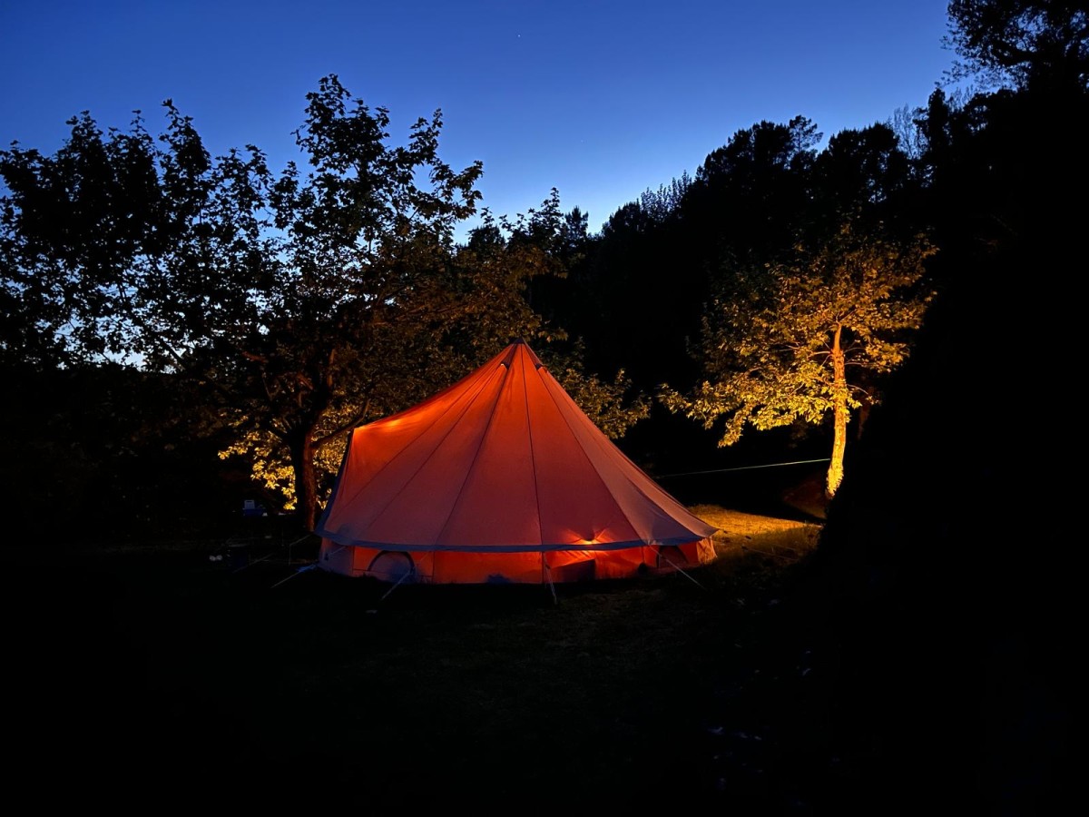 Pictures of Big Bell Tent (6x6m)
