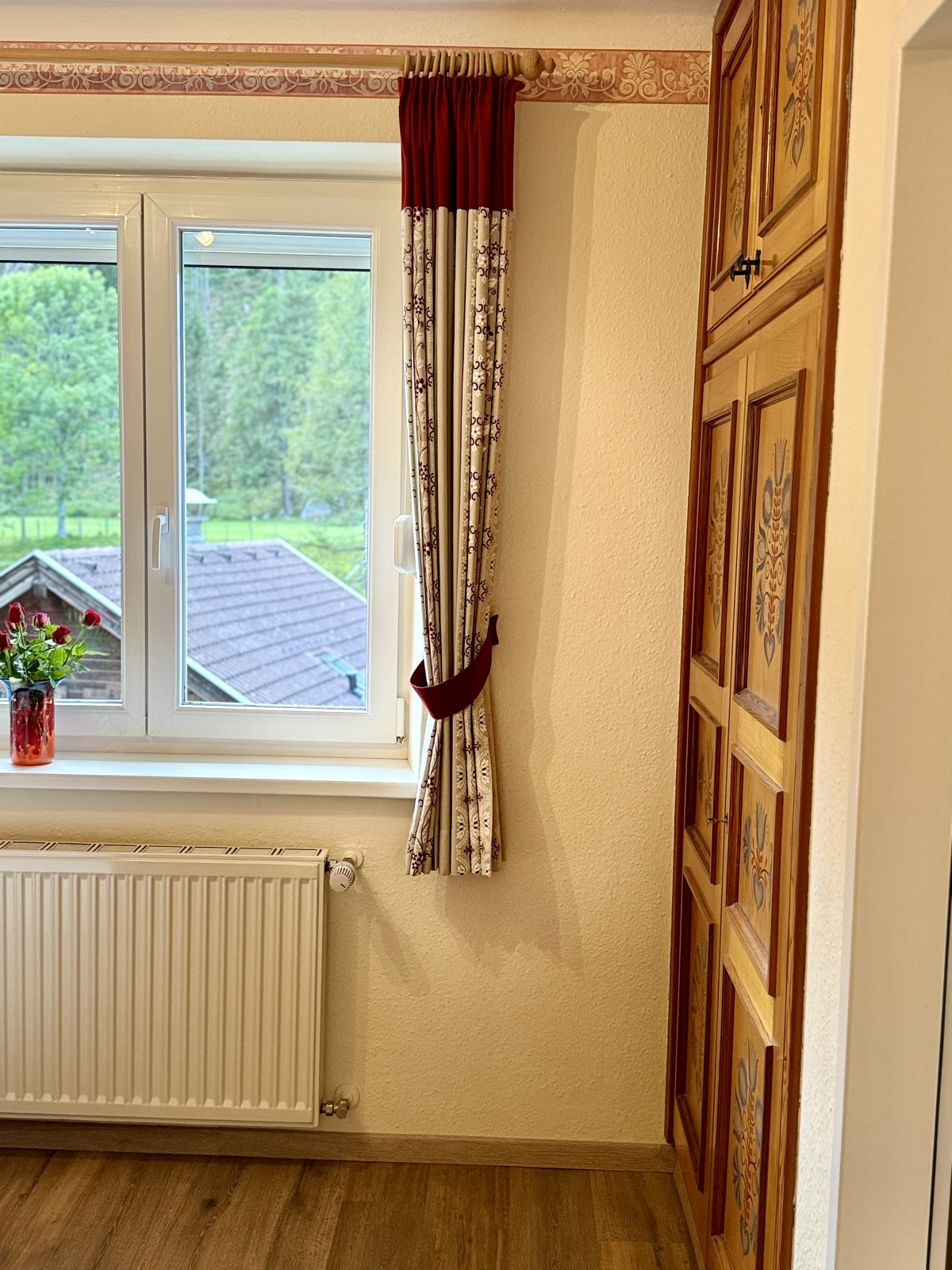 Pictures of Red Appartement (2 Rooms)