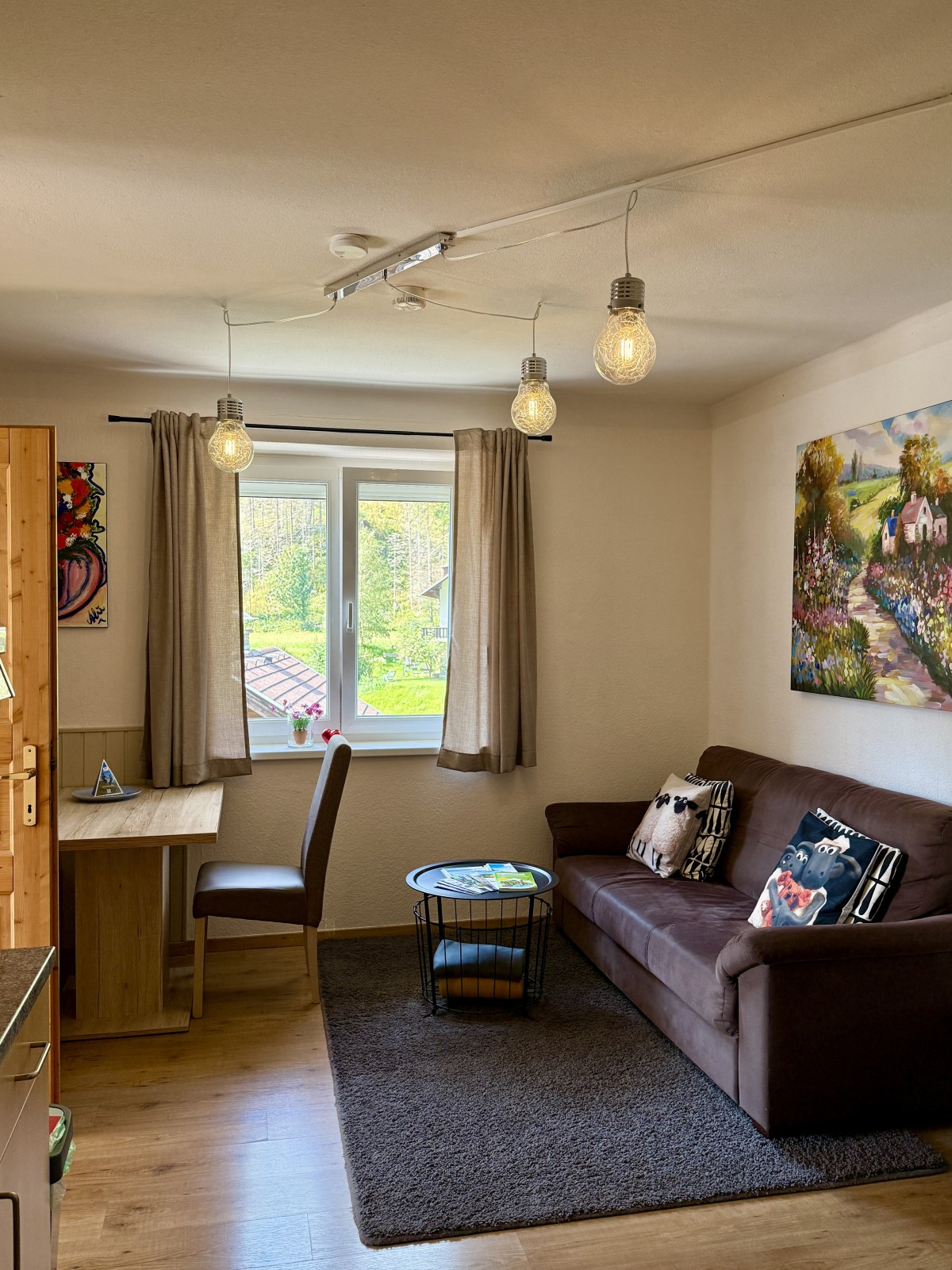 Afbeelding van 2 kamer appartement , douche/wc en balkon