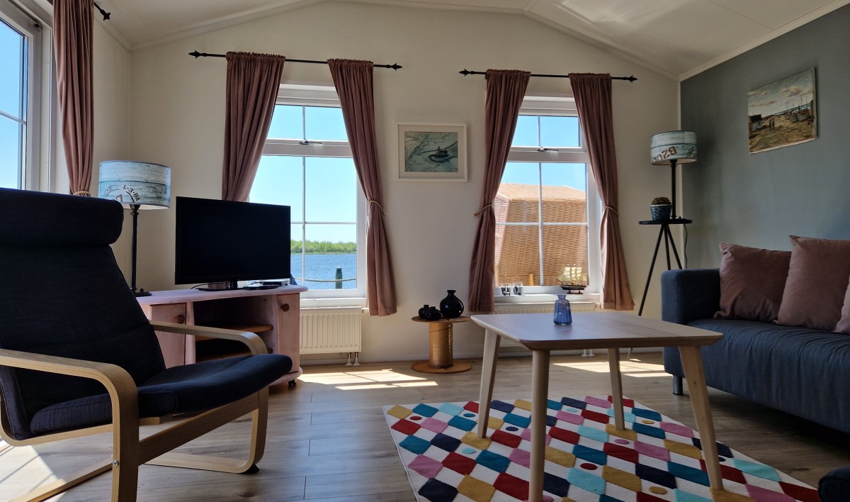 Afbeelding van Chalet aan het Lauwersmeer