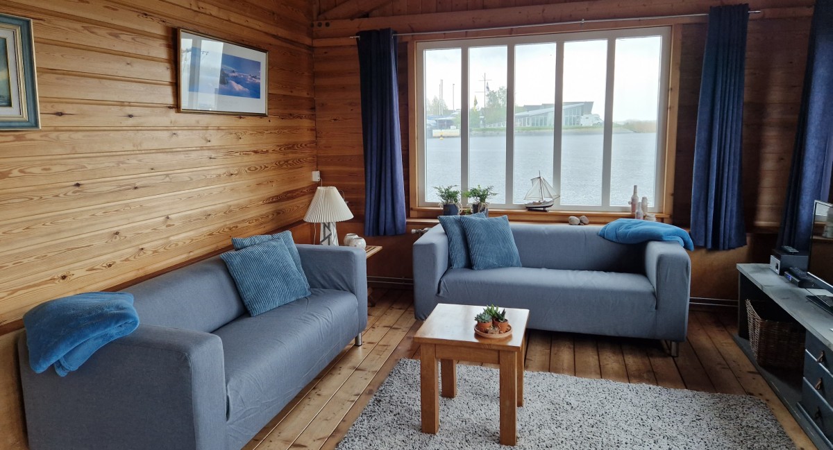 Afbeelding van Boothuis aan het Lauwersmeer.