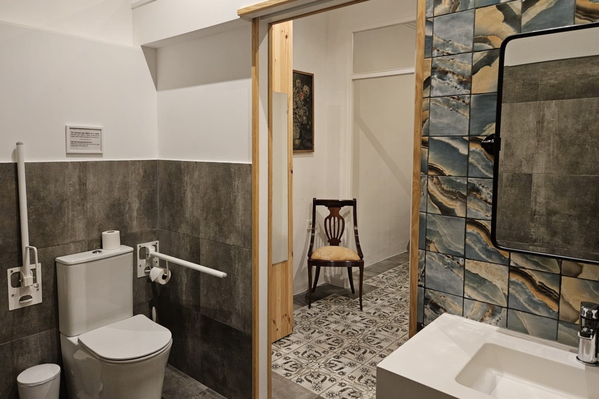 Pictures of Disabled double room