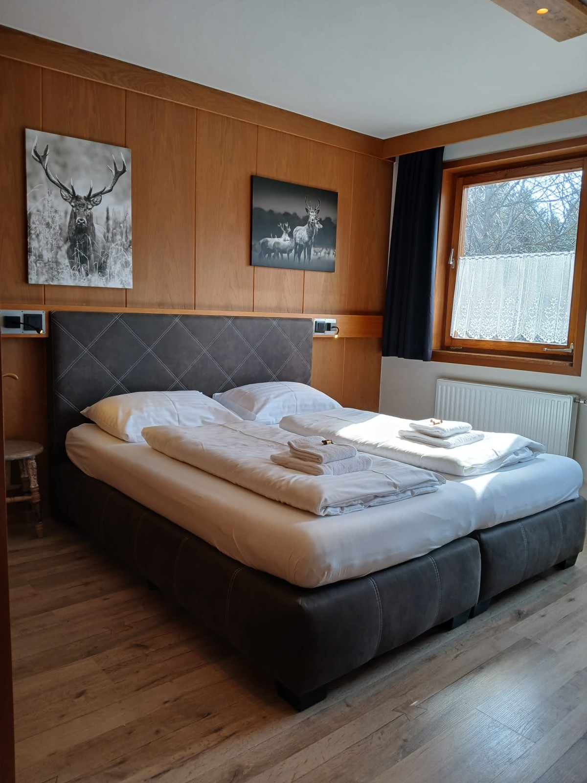 Pictures of Quadruple Room with Mountain View