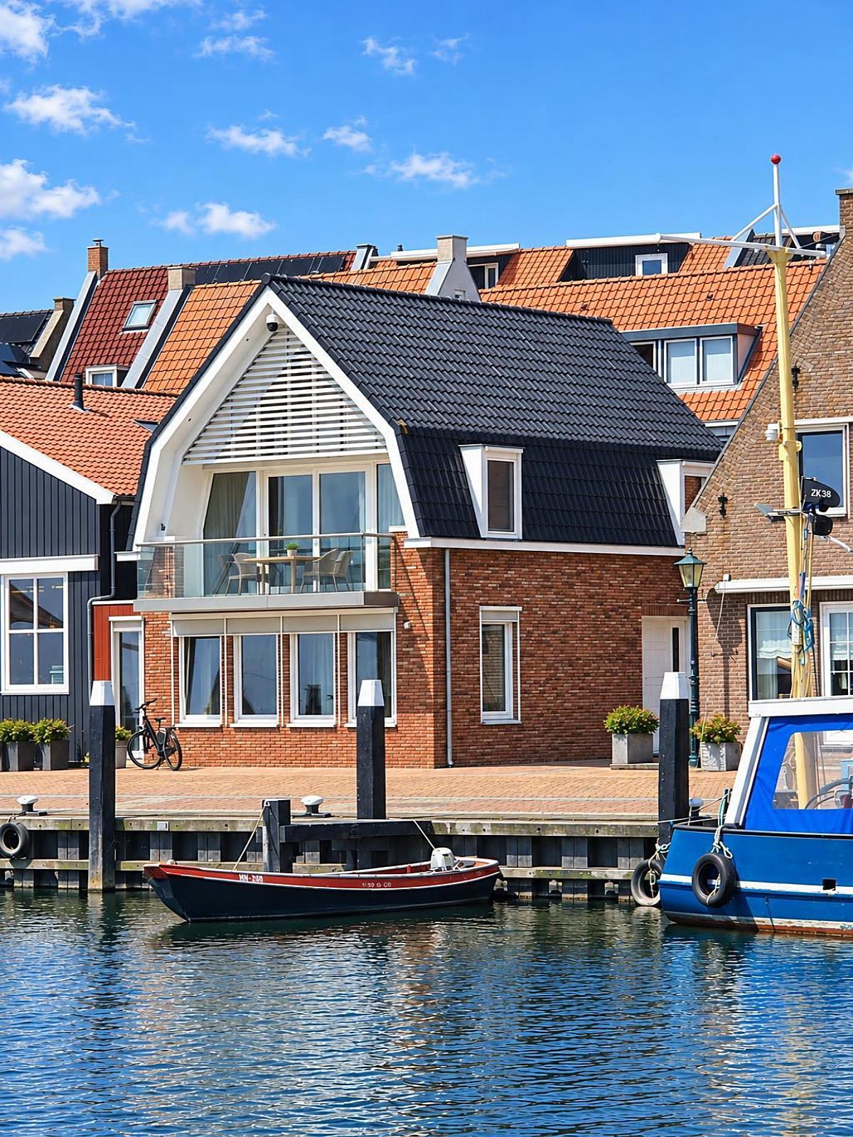 Luxe 2-8 pers. Vakantiehuis Botterhaven Urk