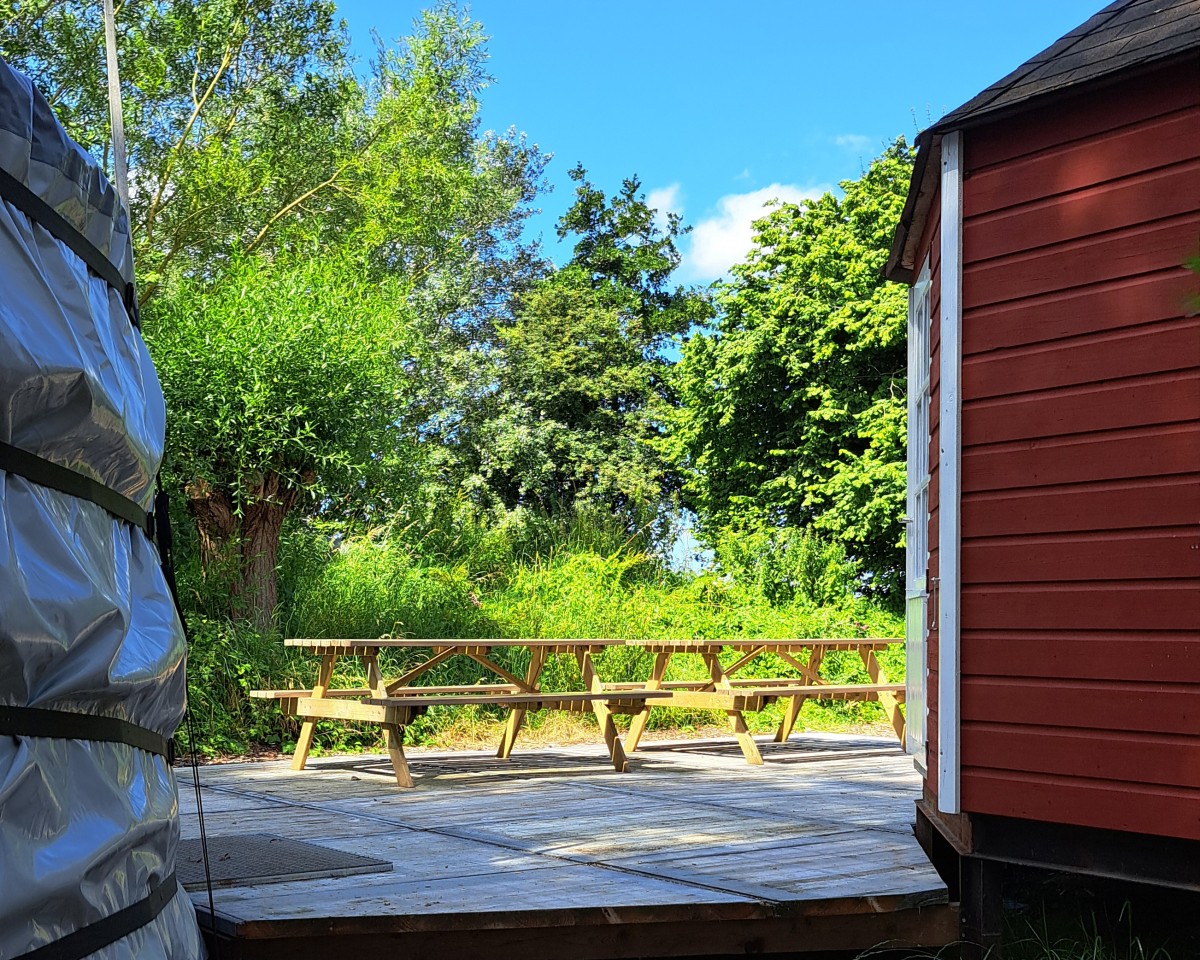 Afbeelding van Witte Yurt & Het Theehuis