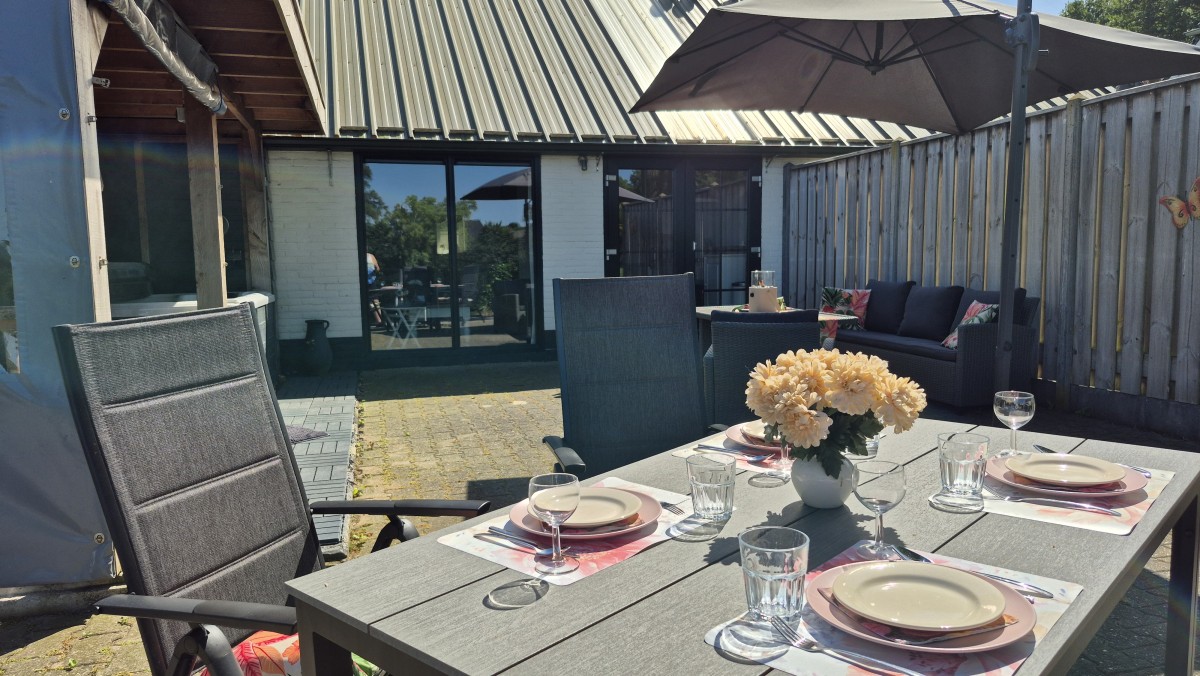 Bild von Ferienhaus Wellness 4 mit Jacuzzi