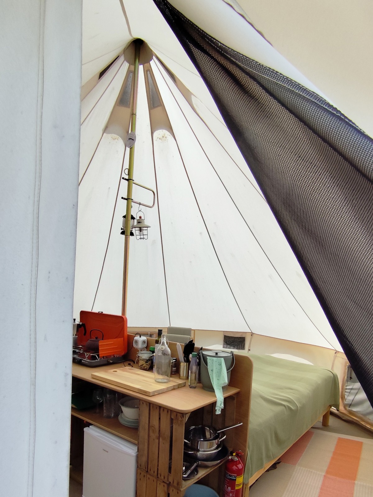 Afbeelding van KOPERWIEK | Ingerichte 2-persoons Bell tent