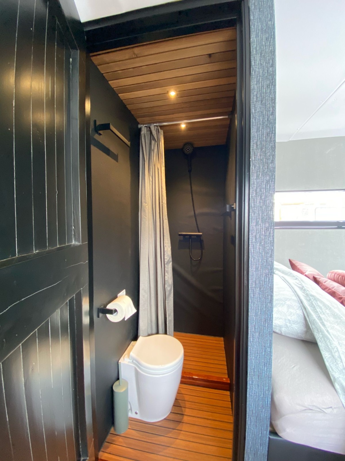 Afbeelding van Houseboat wetterhuske Friesland