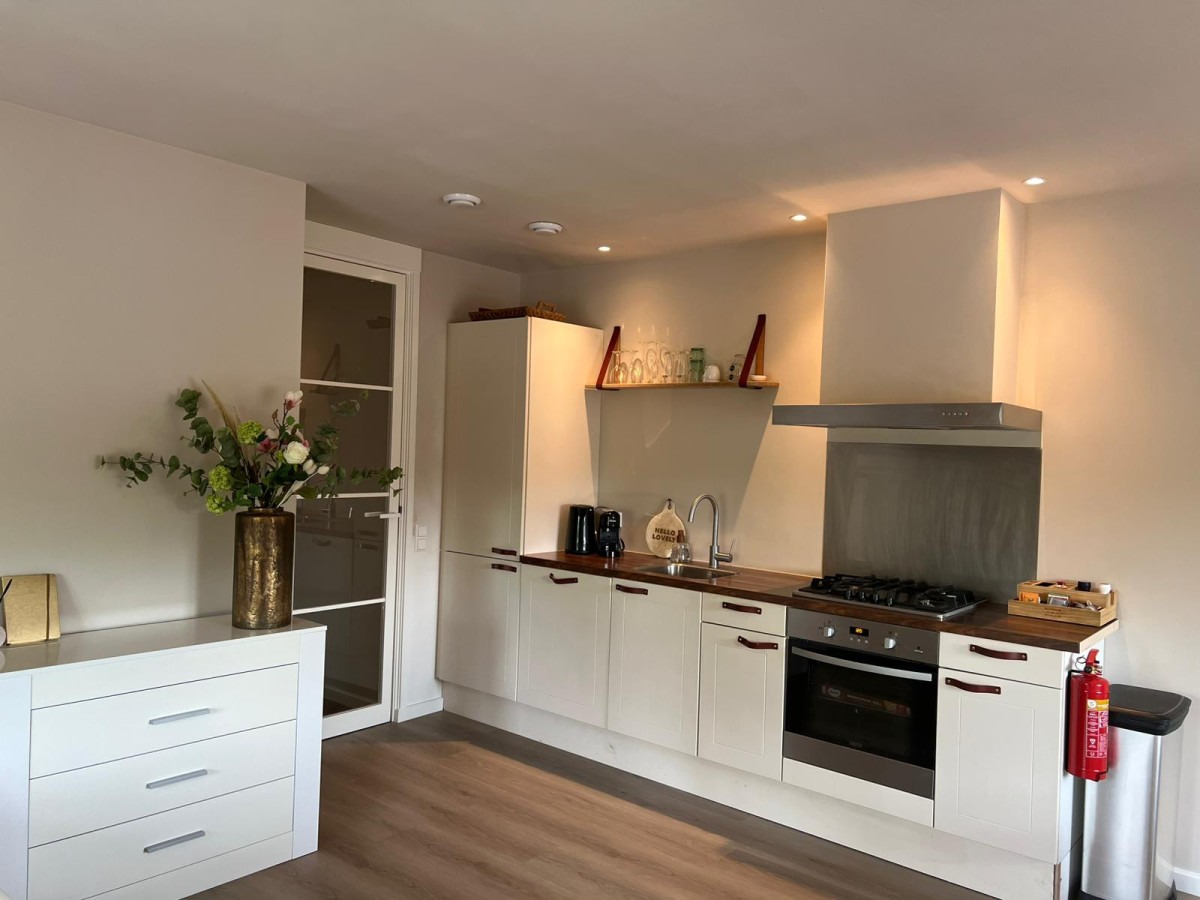 Afbeelding van Luxe Privé Spa met gouden bad, bioscoop & sauna