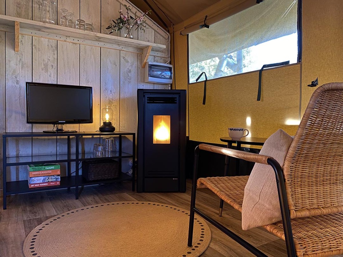 Pictures of Glamping Safari tent