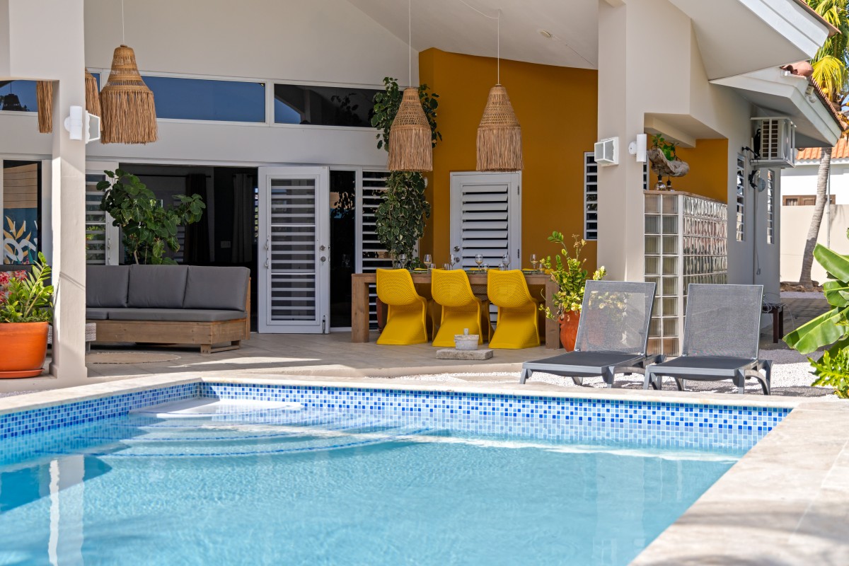 Pictures of Villa Curazon