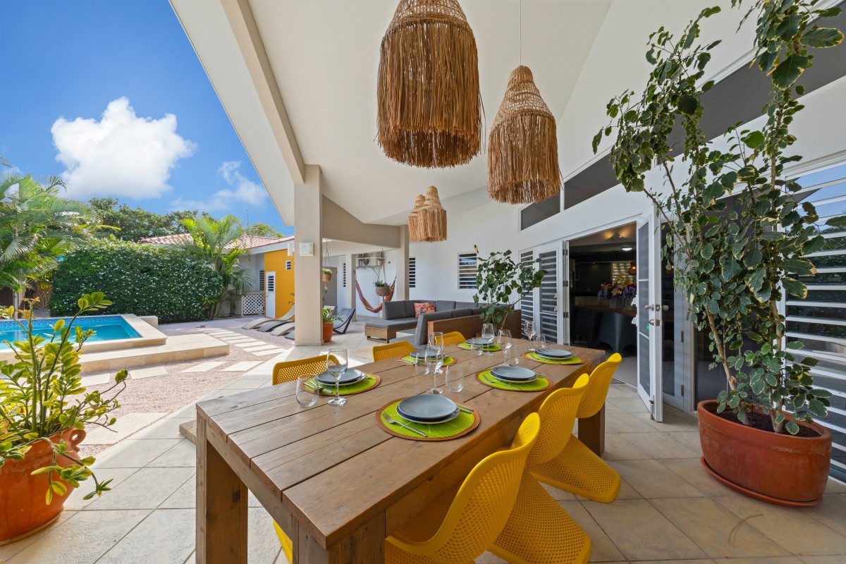 Pictures of Villa Curazon