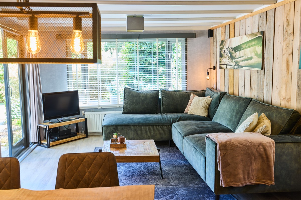 Afbeelding van 'Veldhuisje bij het bos'