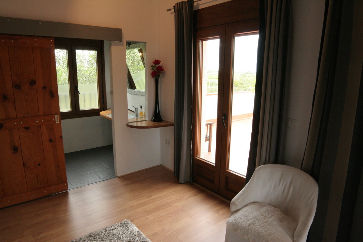 Afbeelding van 2) knusse kamer, op begane grond, met groot terras