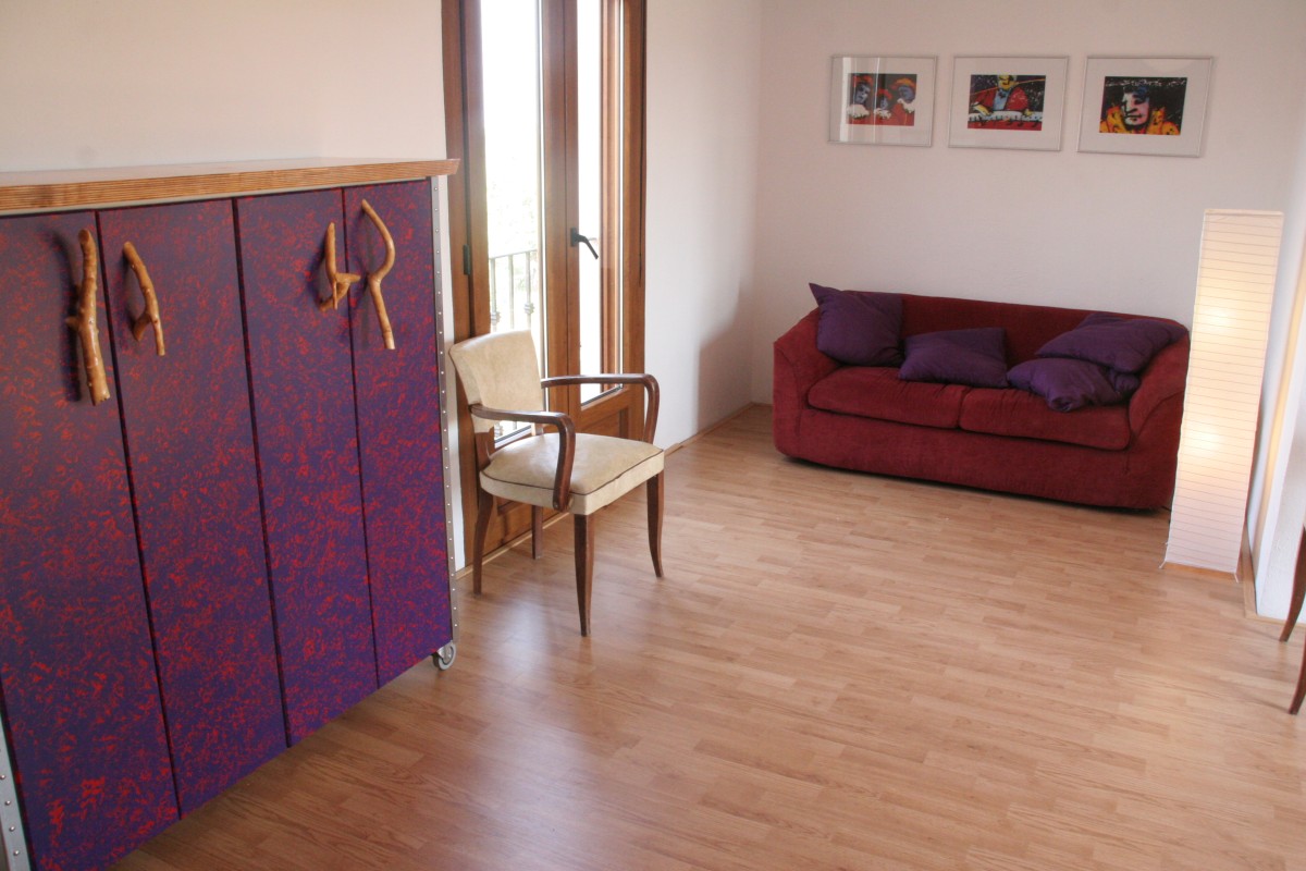 Afbeelding van 6) kleurrijke kamer, prachtig uitzicht en terras.