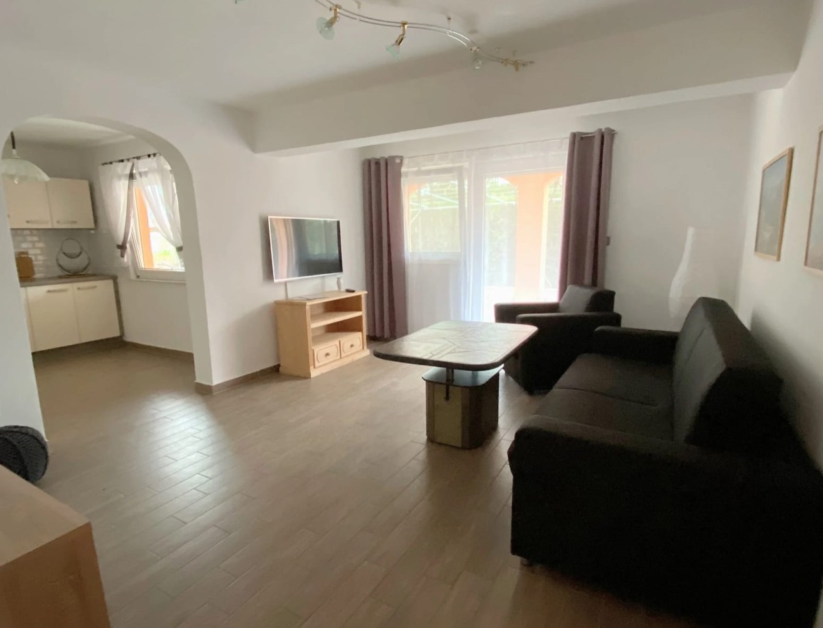 Pictures of apartment for 4-6 people on the ground floor