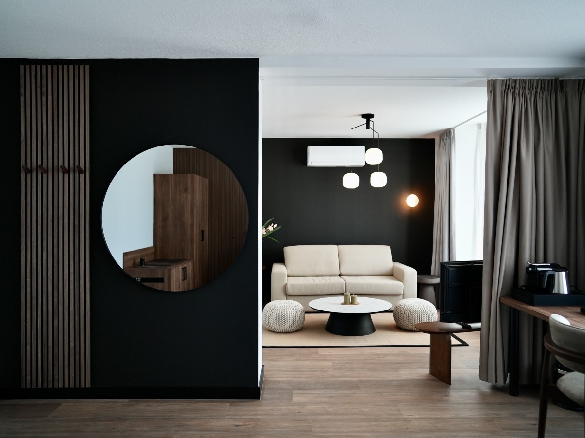 Pictures of Deluxe room 3