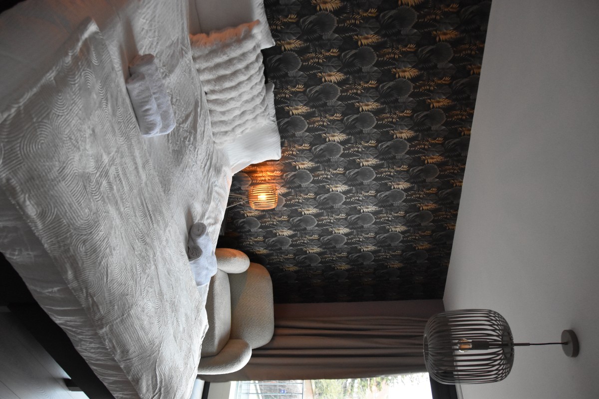 Afbeelding van Tweepersoonskamer met losse badkamer en balkon