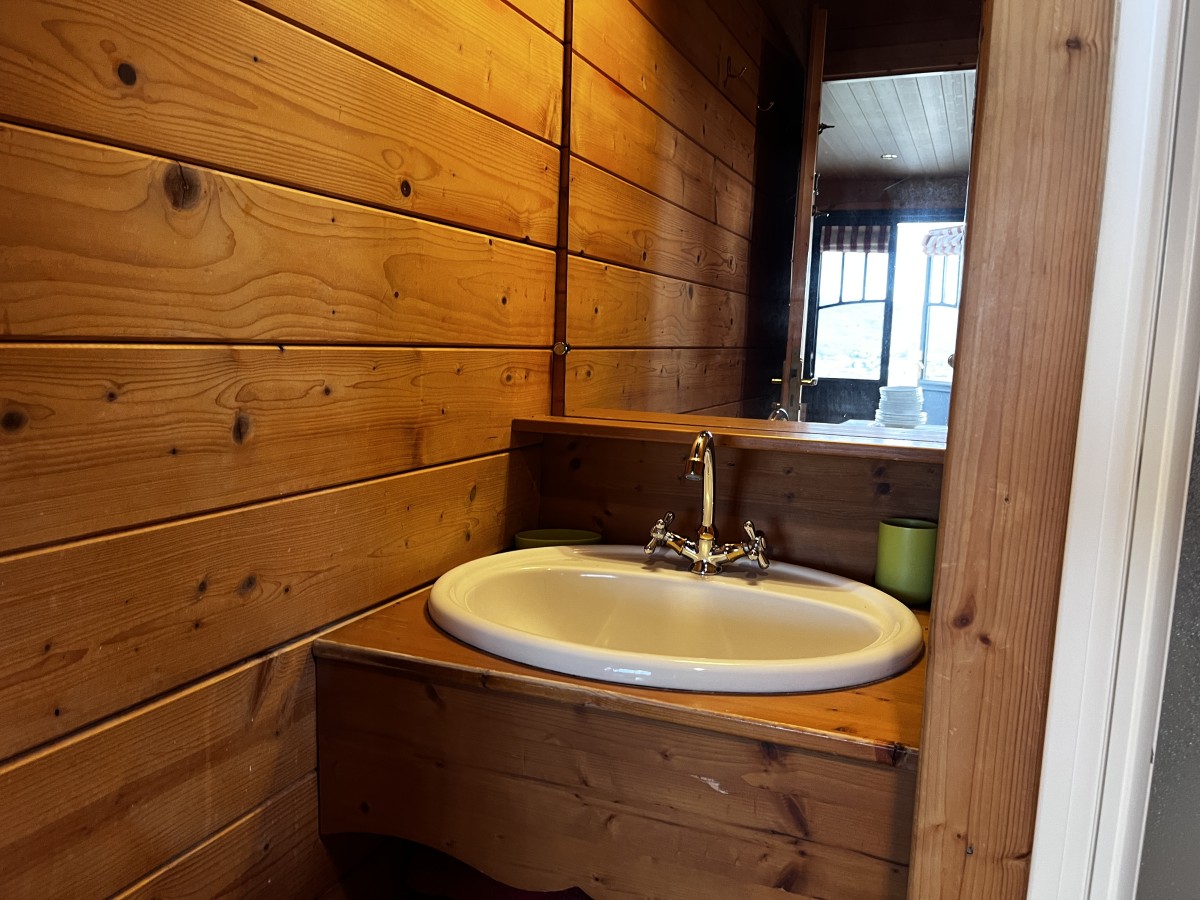 Pictures of Bohemian caravan