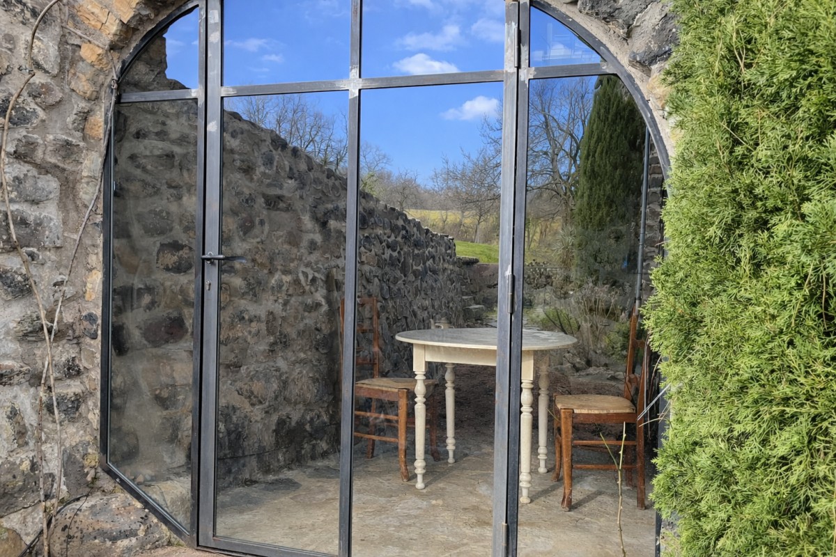 Pictures of Spacious and comfy room with generous breakfast