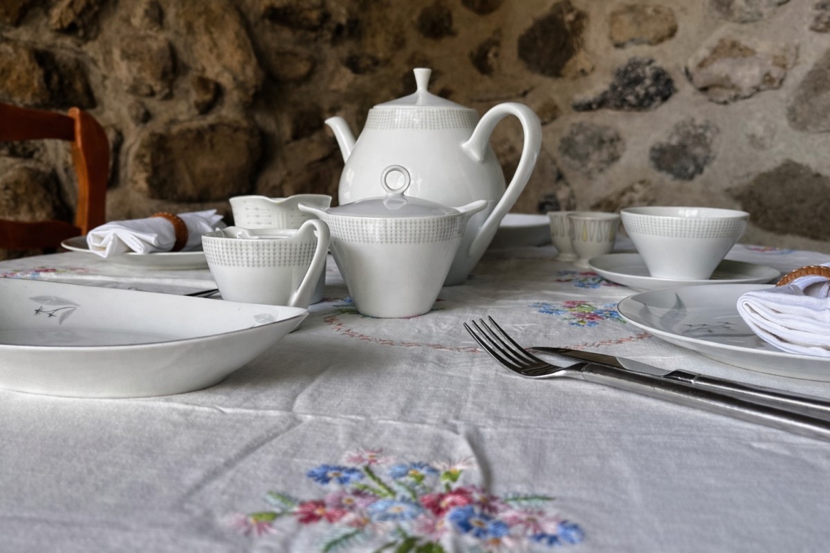 Pictures of Spacious and comfy room with generous breakfast