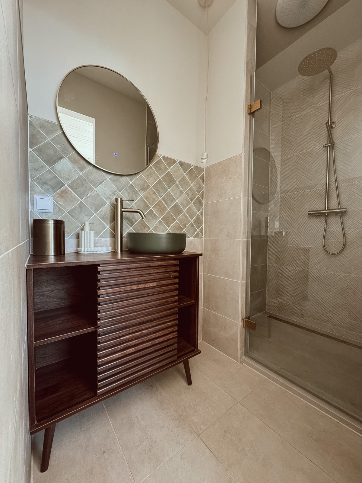 Afbeelding van 🫒 Kamer Olijf