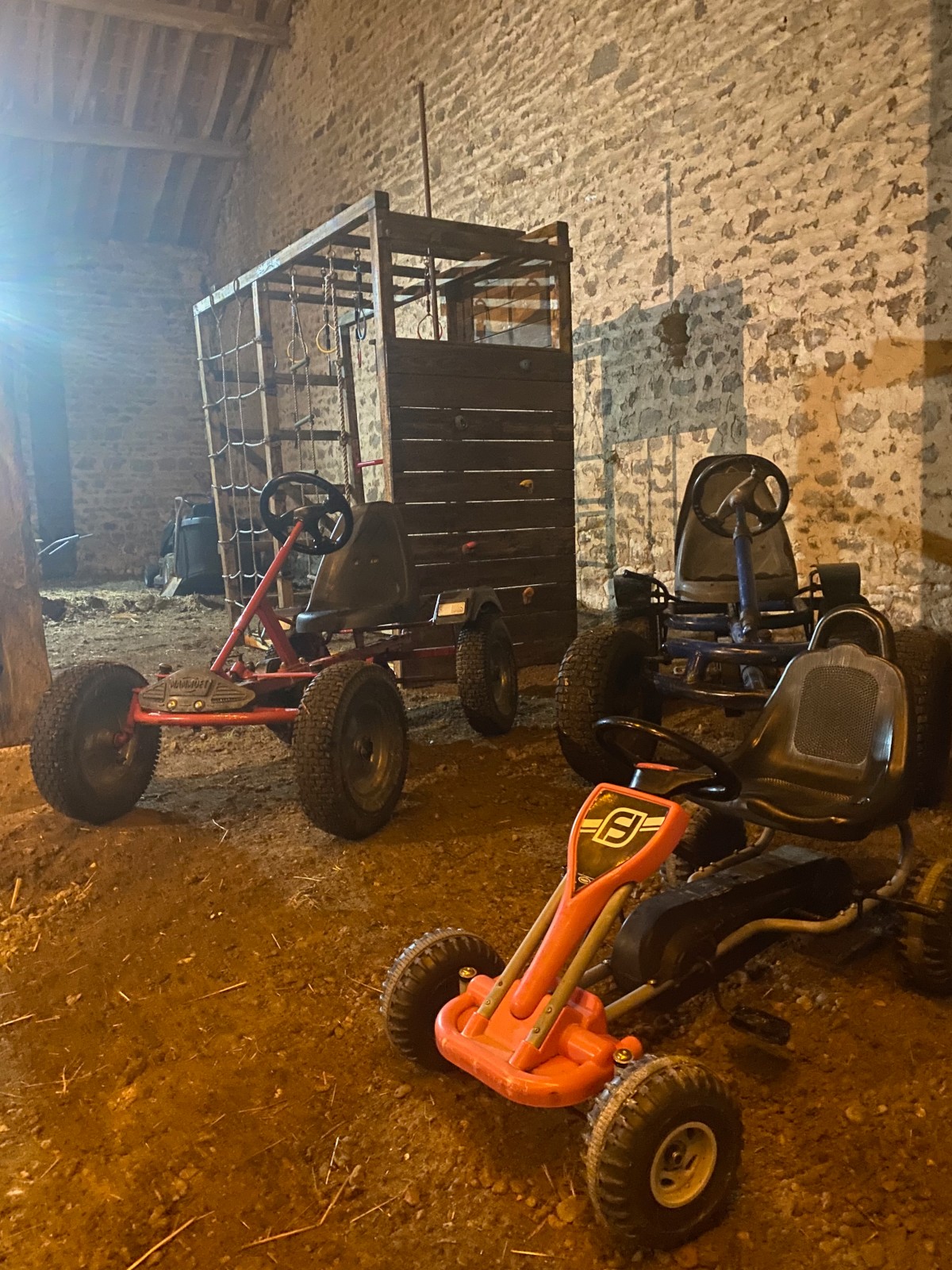 Pictures of Le Lapin