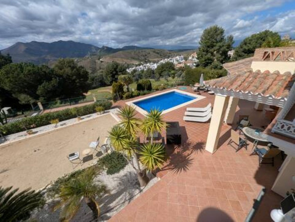 Afbeelding van Villa met privé zwembad en boule baan