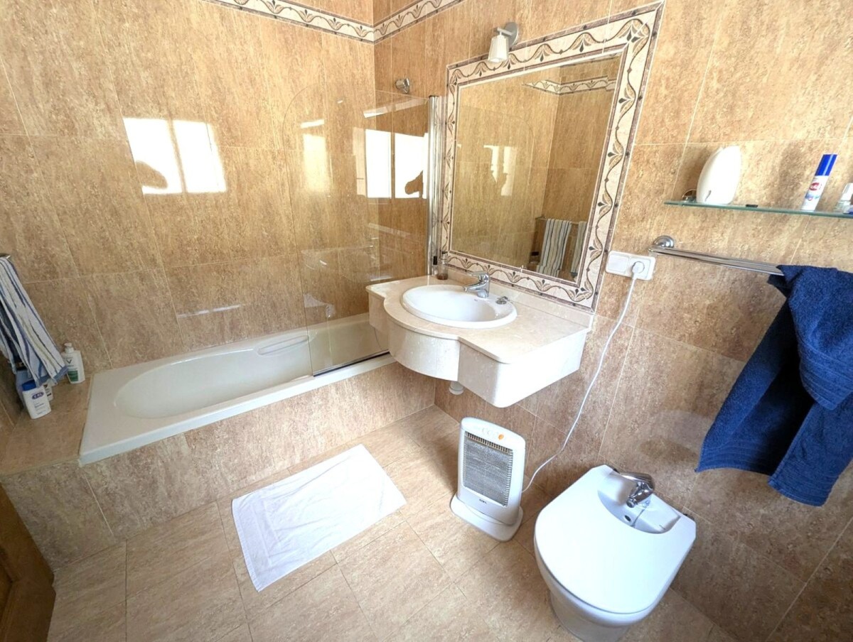 Afbeelding van Villa met privé zwembad en boule baan